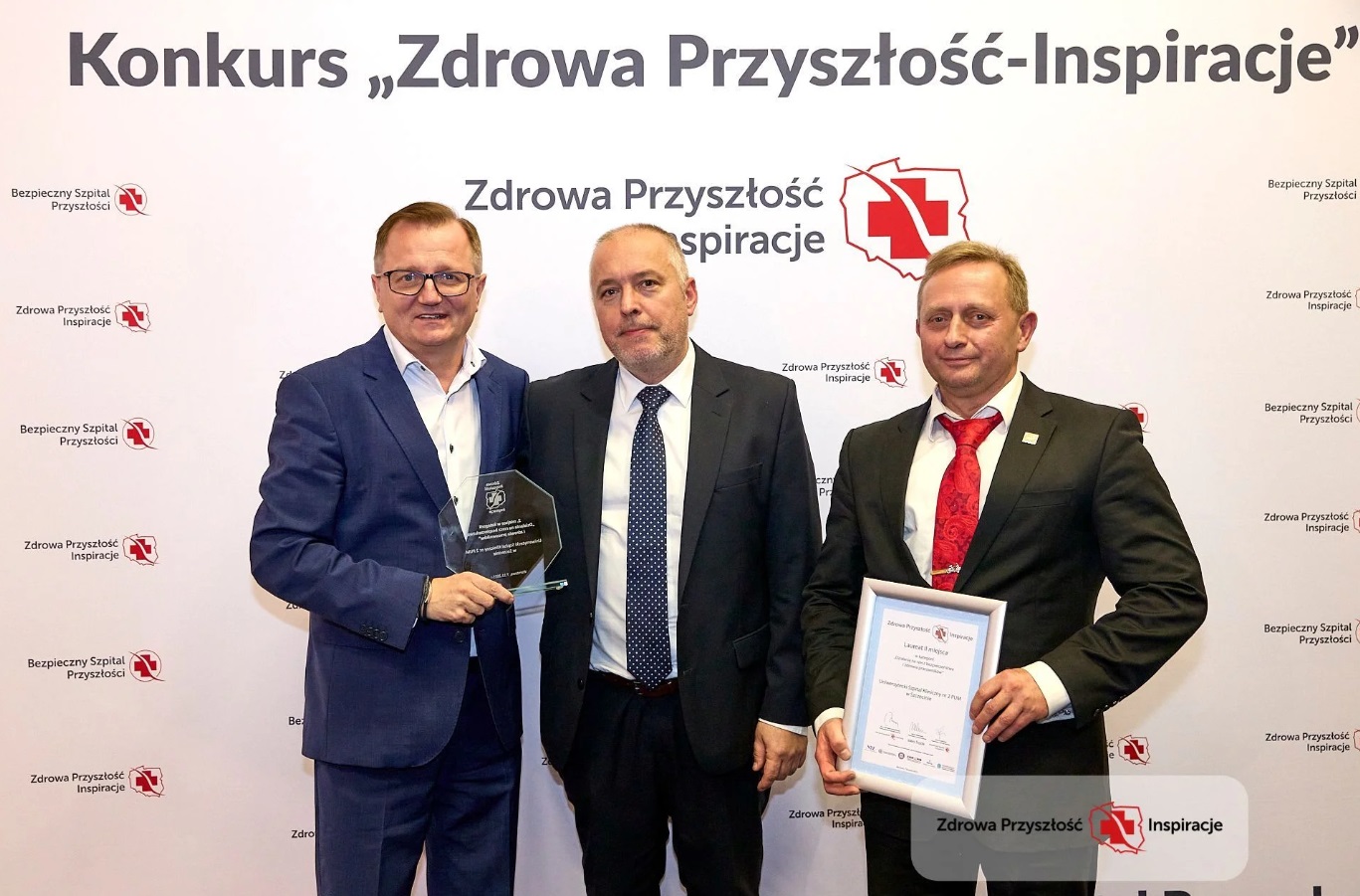 Nagroda i wyróżnienie dla Uniwersyteckiego Szpitala Klinicznego nr 2 PUM w Szczecinie!  Z dumą informujemy, że podczas ogólnopolskiego konkursu „Zdrowa Przyszłość – Inspiracje” zostaliśmy docenieni aż dwukrotnie!